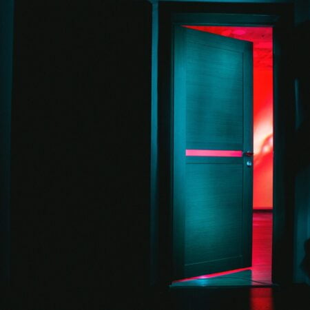 Odkryj tajemnicę spokoju w swoim domu dzięki wyciszeniu drzwi